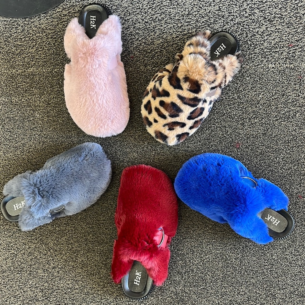 H2K Faux Fur Slippers